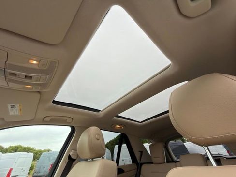 Used 2018 Mercedes-Benz GLE 350 4MATIC image 16
