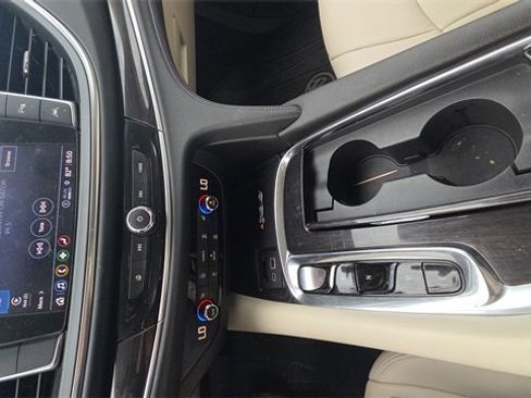 Used 2023 Buick Enclave Essence w/ Experience Buick Package image 26