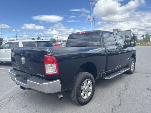 Used 2024 RAM 2500 Big Horn AWD/4WD image 4