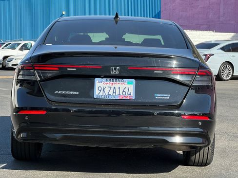 Used 2023 Honda Accord Touring image 5