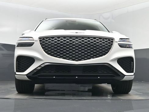 Used 2025 Genesis GV70 3.5T Sport w/ Sport Prestige Package AWD/4WD image 31