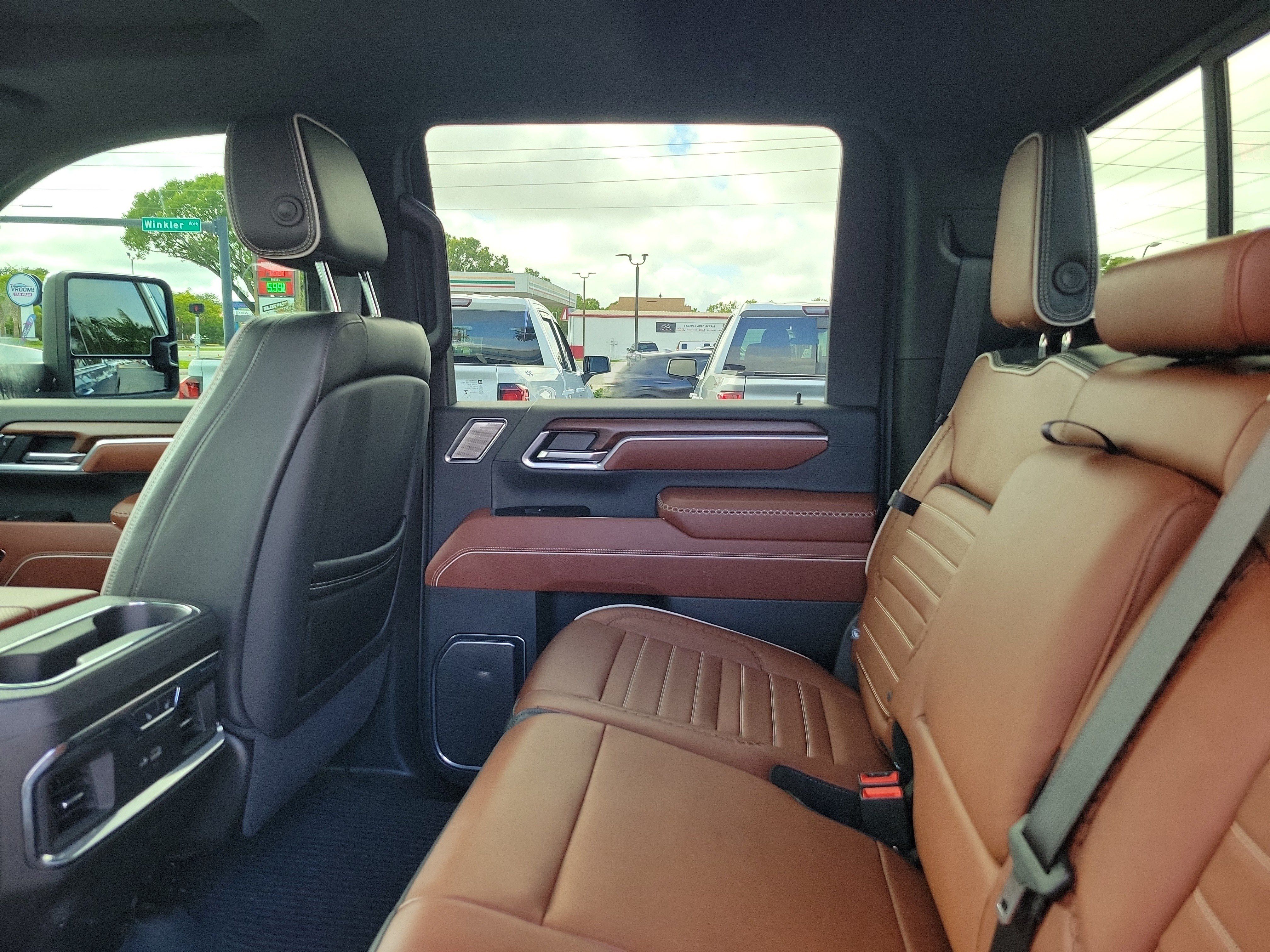 Used 2026 GMC Sierra 2500 Denali Ultimate AWD/4WD image 11