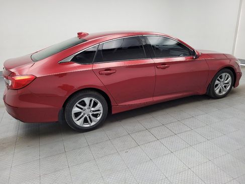 Used 2018 Honda Accord LX image 10