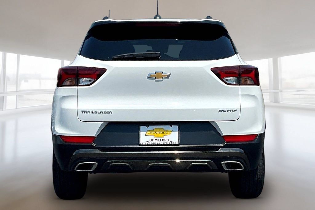 Used 2023 Chevrolet TrailBlazer ACTIV FWD image 5