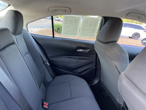 Used 2021 Toyota Corolla LE w/ Carpet Mat Package (TMS) FWD image 21