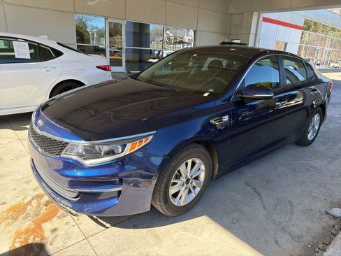 Used 2018 Kia Optima LX image 1
