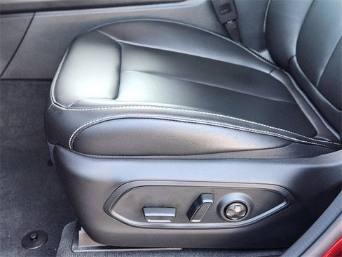 New 2025 Jeep Grand Cherokee Limited image 19