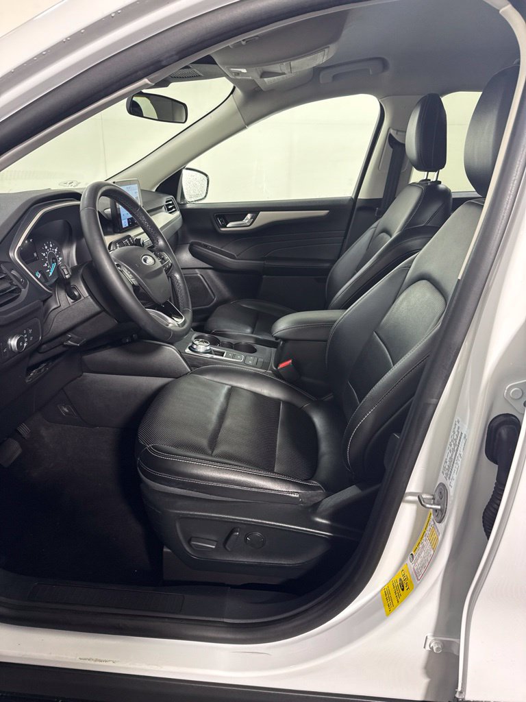 Certified 2022 Ford Escape SEL AWD/4WD image 15