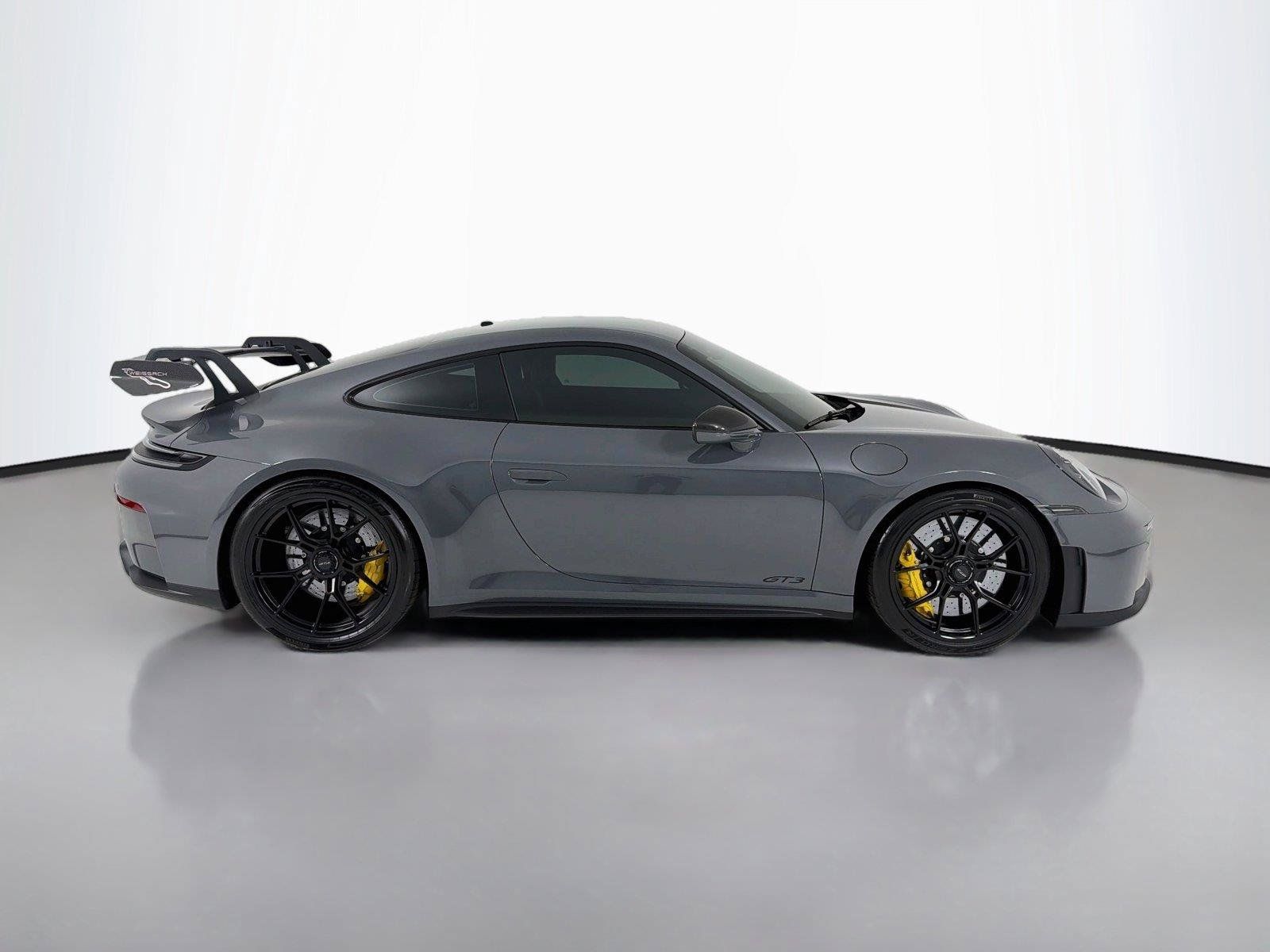 Used 2025 Porsche 911 GT3 RWD image 29