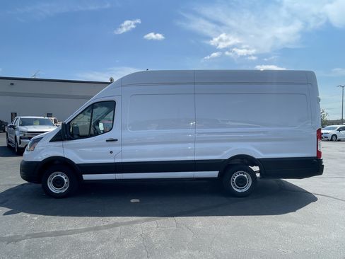Used 2024 Ford Transit 250 148 High Roof Extended w/ Load Area Protection Package RWD image 5