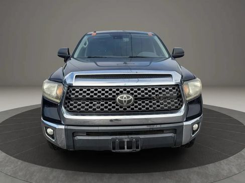 Used 2018 Toyota Tundra SR5 w/ SR5 Upgrade Package AWD/4WD image 8