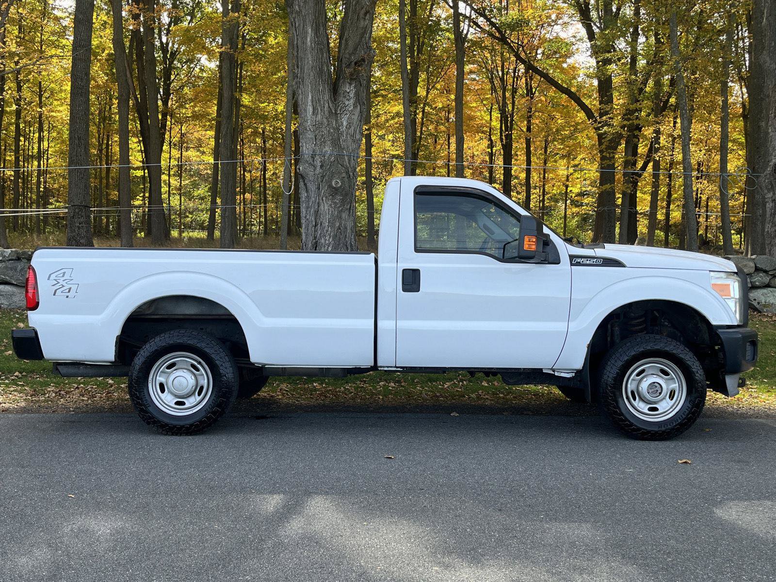 Used 2013 Ford F250 XL w/ PWR Equipment Group AWD/4WD image 2
