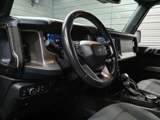 Used 2022 Ford Bronco Outer Banks AWD/4WD image 11