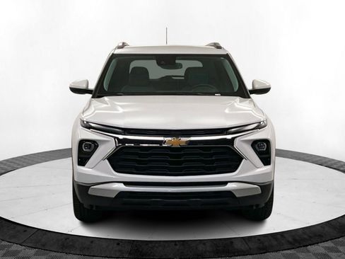 New 2025 Chevrolet TrailBlazer LT w/ Convenience Package image 9