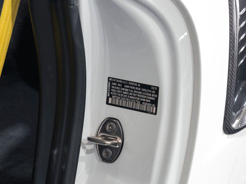 Used 2019 Porsche 911 GT3 RS image 30