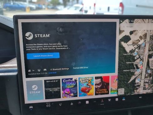 Used 2022 Tesla Model X image 18