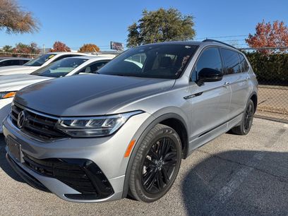 Used 2022 Volkswagen Tiguan SE R-Line