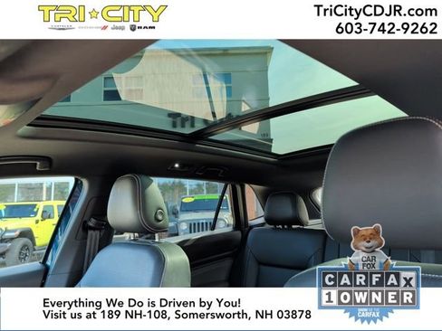 Used 2023 Volkswagen Atlas Cross Sport SEL image 25