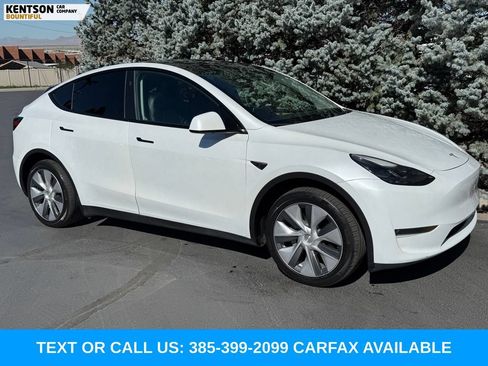 Used 2024 Tesla Model Y Long Range AWD/4WD image 11