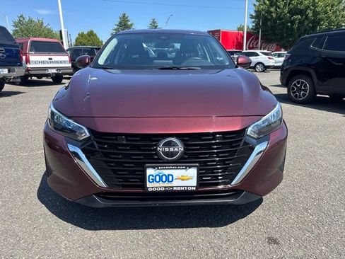Used 2024 Nissan Sentra SV FWD image 8