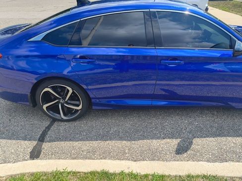 Used 2022 Honda Accord Sport image 9