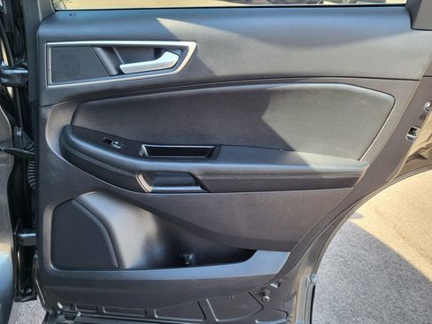 Used 2020 Ford Edge SEL AWD/4WD image 18