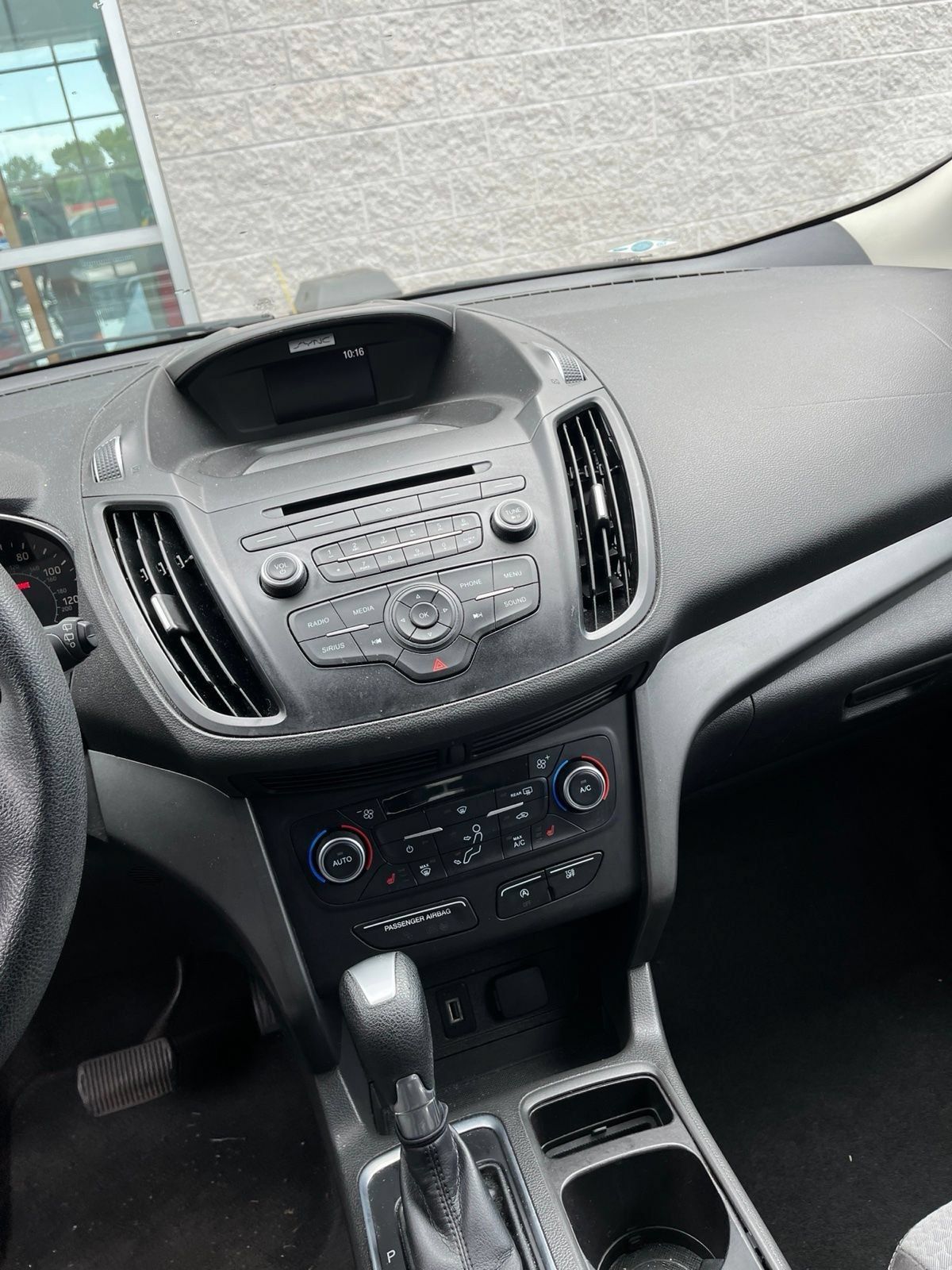 Used 2017 Ford Escape SE AWD/4WD image 15