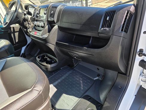 Used 2018 RAM ProMaster 3500 w/ Interior Convenience Group image 19