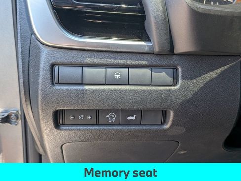 Used 2023 Nissan Rogue SL w/ SL Premium Package FWD image 17