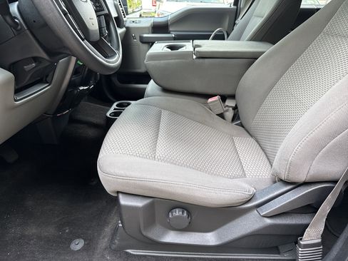 Used 2018 Ford F150 XLT AWD/4WD image 9