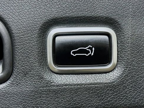 Used 2023 Kia Stinger GT2 RWD image 13