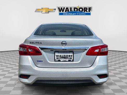 Used 2019 Nissan Sentra S FWD image 5