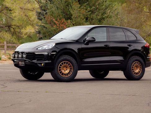 Used 2015 Porsche Cayenne Diesel AWD/4WD image 20