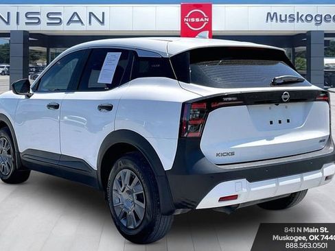 Used 2025 Nissan Kicks S AWD/4WD image 4