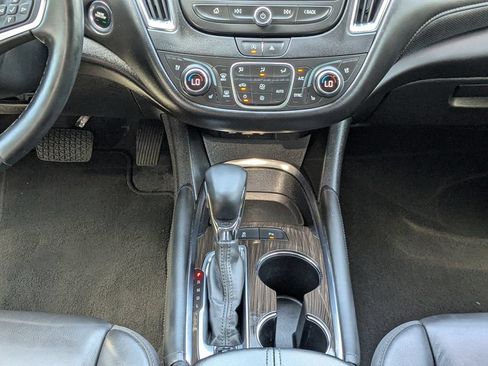 Used 2024 Chevrolet Malibu LT FWD image 18