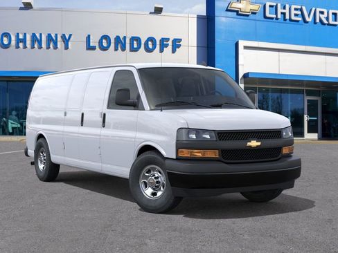 New 2025 Chevrolet Express 3500 Extended image 7