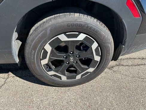 Used 2025 Hyundai Santa Fe SEL AWD/4WD image 8