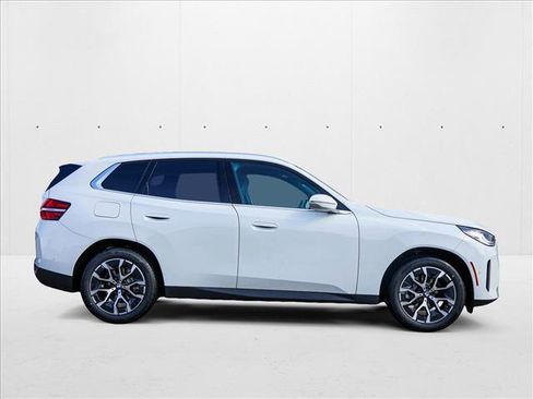 Used 2026 BMW X3 xDrive30 image 4