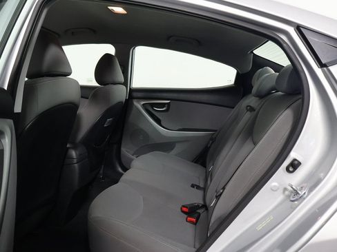 Used 2014 Hyundai Elantra SE FWD image 11
