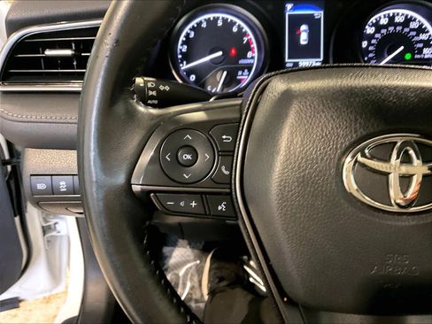 Used 2023 Toyota Camry SE image 20