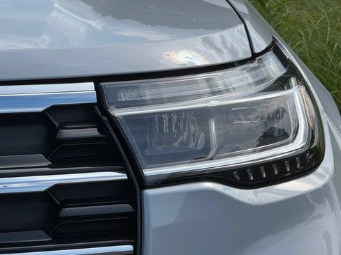 New 2026 Ford Explorer Active w/ Active Comfort Package AWD/4WD image 5