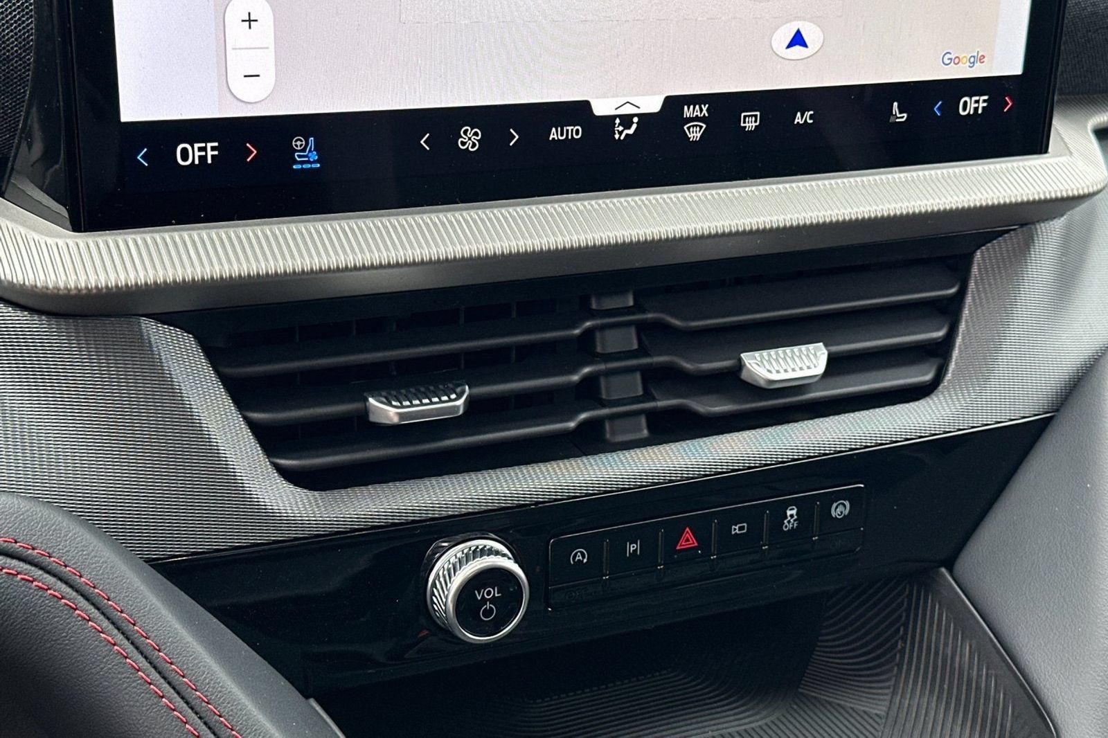 New 2025 Ford Explorer ST-Line w/ Premium Package RWD image 30