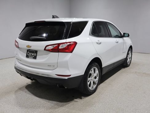 Used 2018 Chevrolet Equinox LT AWD/4WD image 2