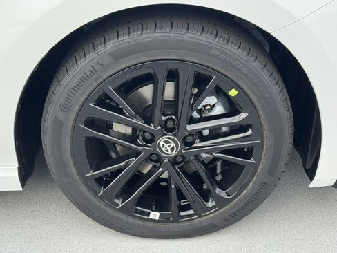 New 2026 Toyota Camry SE FWD image 15