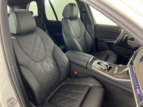 Used 2026 BMW X5 xDrive40i w/ Parking Assistance Package image 24