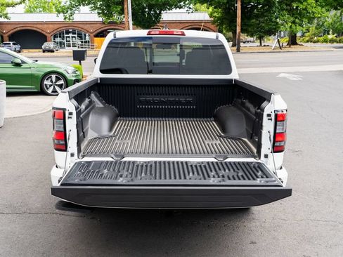 New 2026 Nissan Frontier PRO-4X w/ Tow Package AWD/4WD image 8