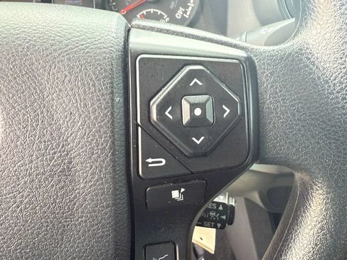 Used 2023 Toyota Tacoma SR AWD/4WD image 22