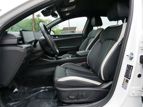 Used 2025 Kia K5 GT-Line AWD/4WD image 14