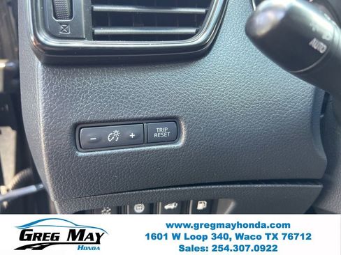 Used 2019 Nissan Rogue SV AWD/4WD image 24