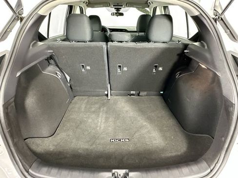 Used 2024 Nissan Kicks SV FWD image 30